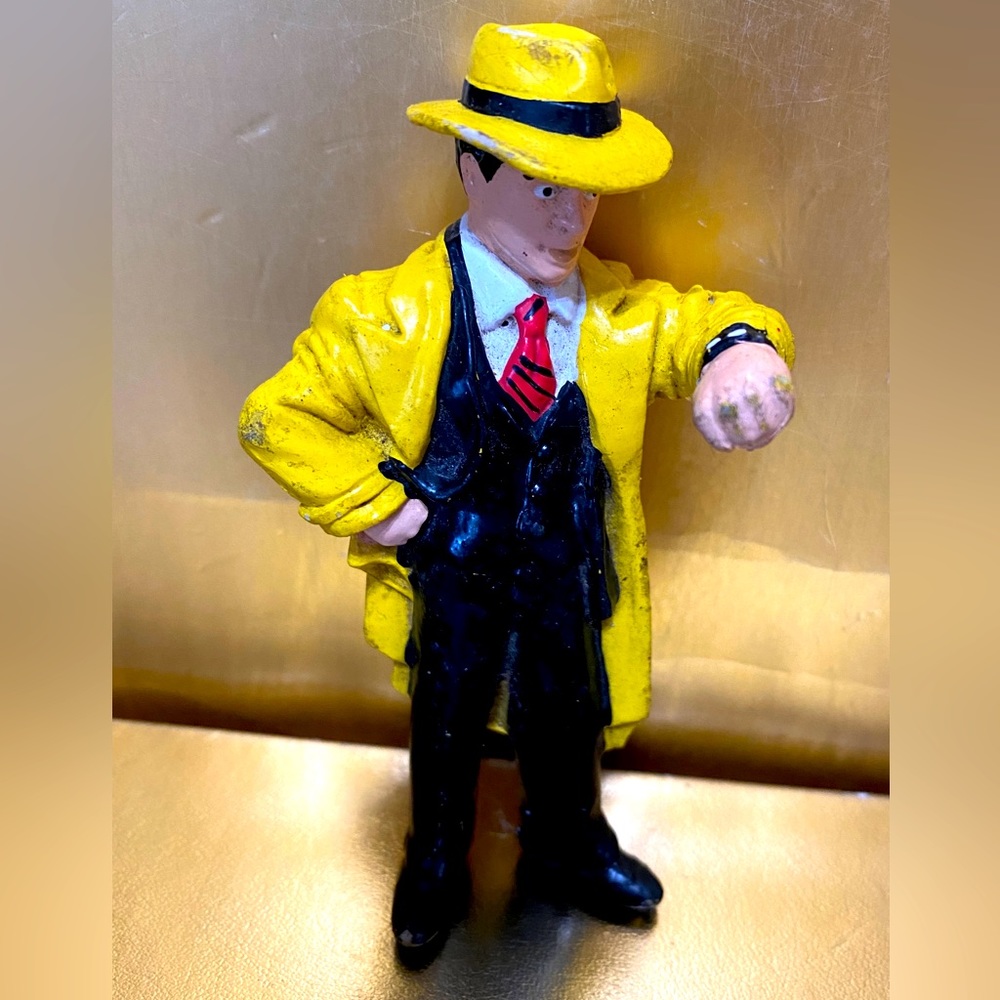 DICK TRACY VINTAGE COLLECTIBLE 1998 METAL TOTE LUNCHBOX & 199O APPLAUSE FIGURE - Picture 4 of 15